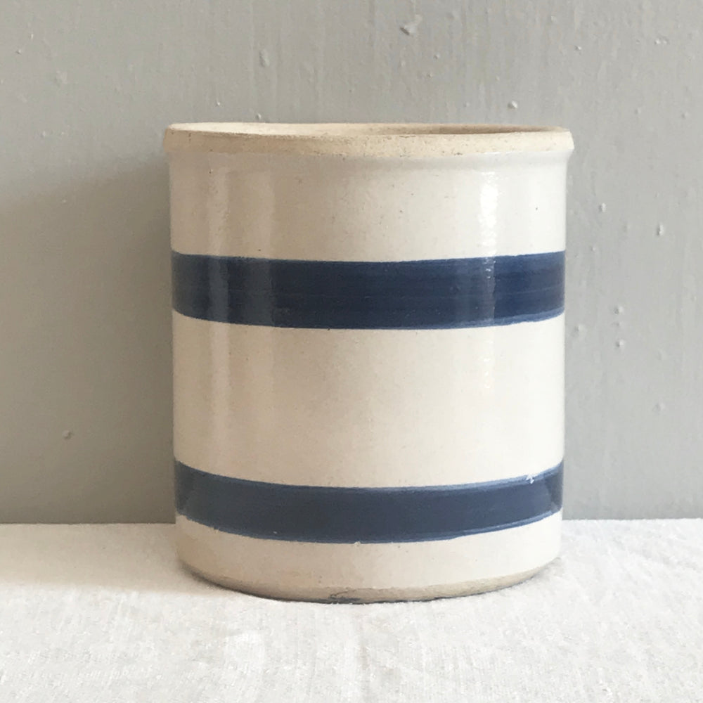 Antique Blue / White Stoneware Crock – Lynen Closet